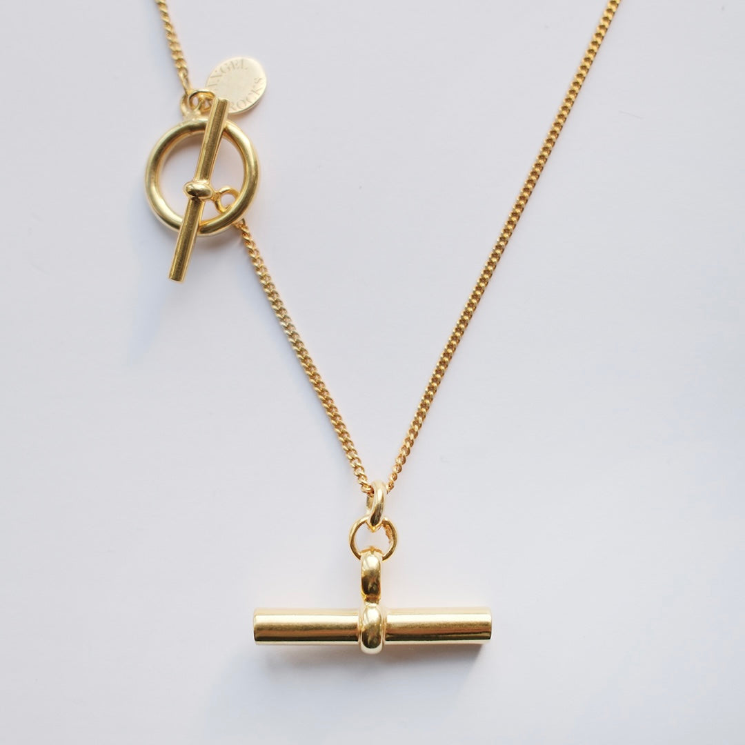 Gold T-Bar Fine Chain Necklace