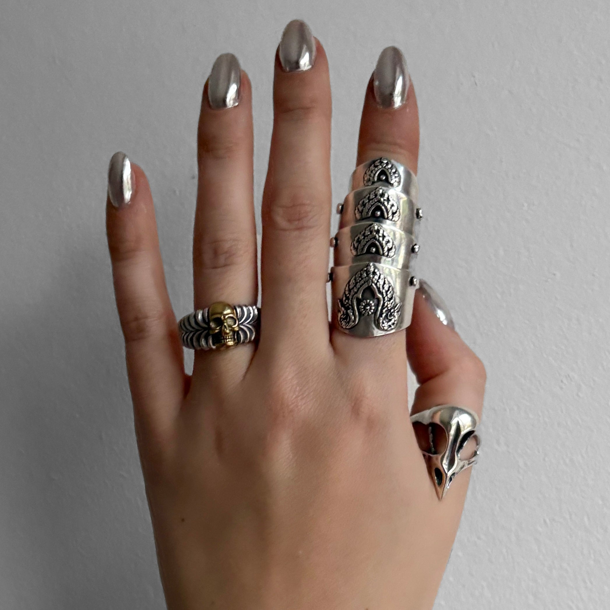 Gold skull ring