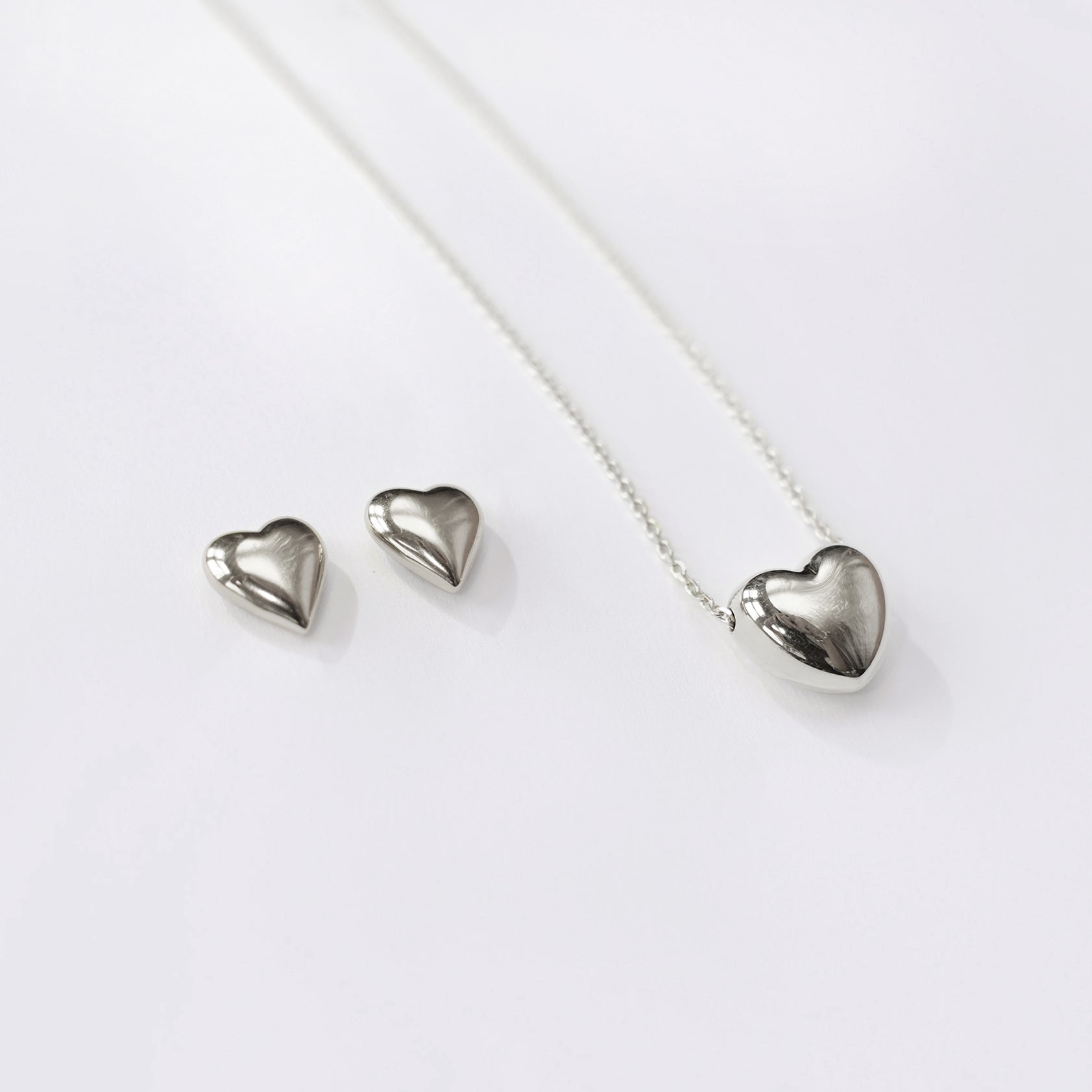 Little Love Bubble studs silver