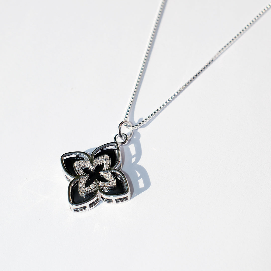 Queen Black Onyx Necklace